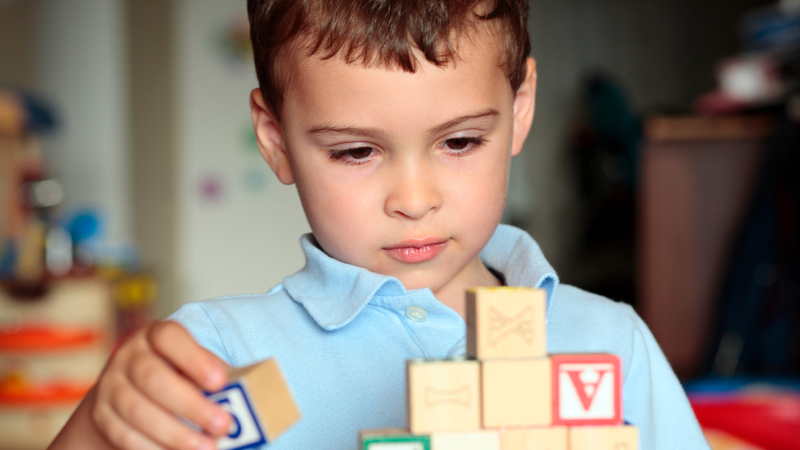 Autismo sinais de alerta e o papel da alimentação